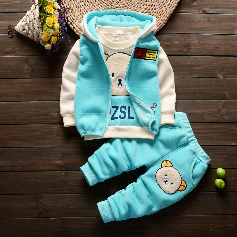 Snuggly Baby Tracksuit – Adorable Warmth for Every Adventure!