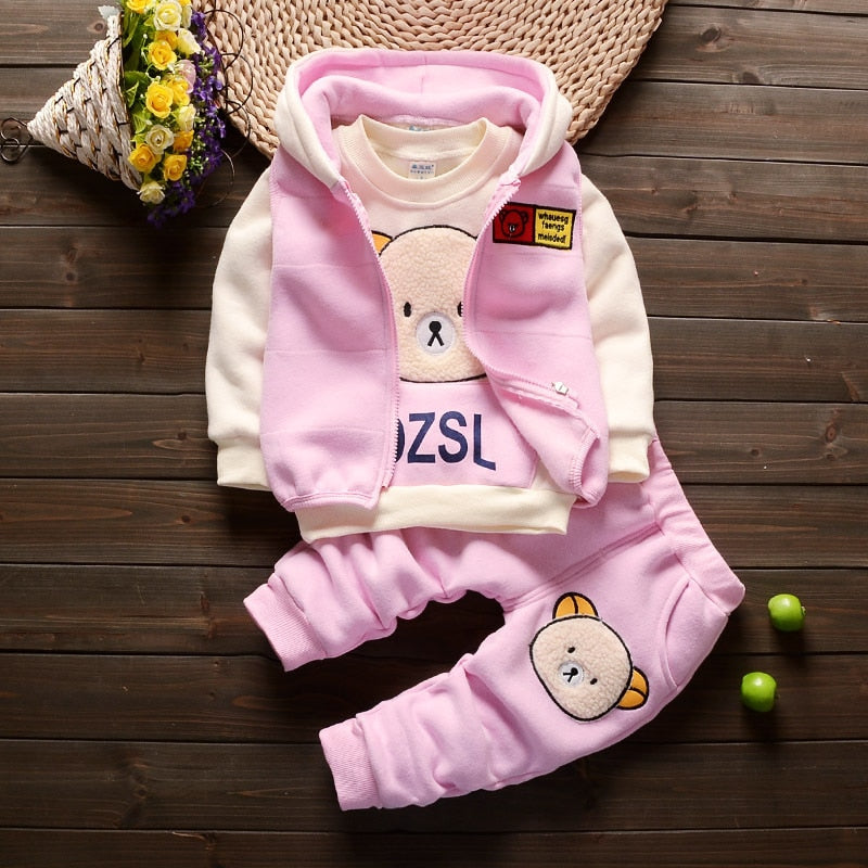 Snuggly Baby Tracksuit – Adorable Warmth for Every Adventure!